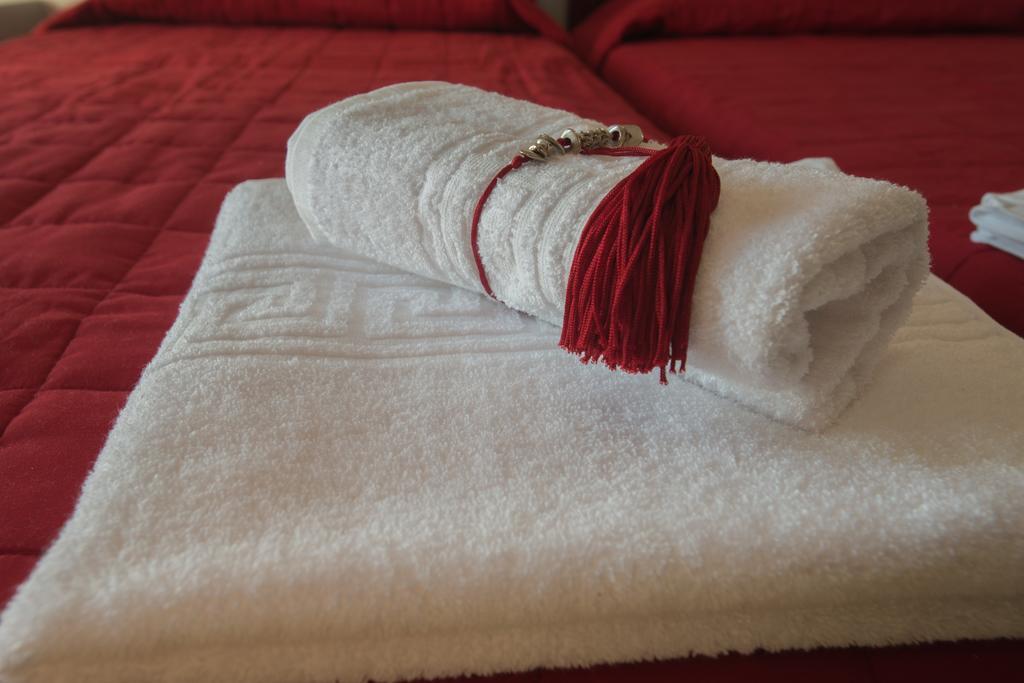Elpidis Villa Kokkinos Pirgos Chambre photo