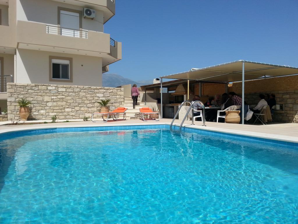 Elpidis Villa Kokkinos Pirgos Extérieur photo