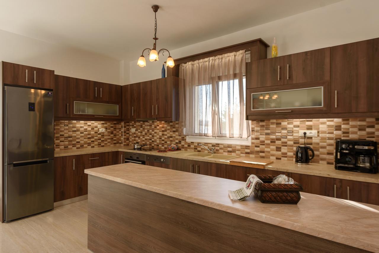 Elpidis Villa Kokkinos Pirgos Extérieur photo